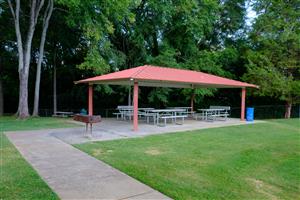 Lay Park - picnic shelter